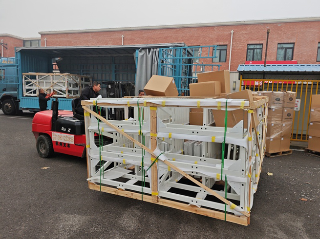 Snowisdom Technology Achieves Important Milestone: First Smart Medicine Cabinet Prototype Successfully Shipped, Officially Entering Online Retail Application Scene